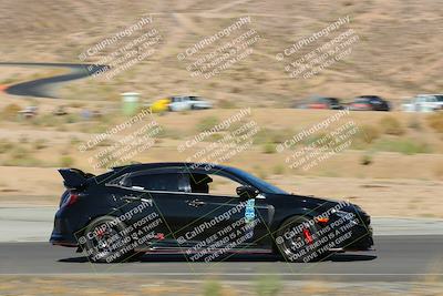 media/Oct-01-2022-Team Topak Racing (Sat) [[f860fb51be]]/2-Inter Low 2/session 1 turn 3/